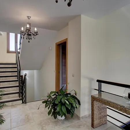 Villa Sofia Golf 15 Min Puerto Banus Estepona