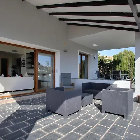 Sofia Golf 15 Min Puerto Banus Villa *