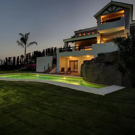 Villa Sofia Golf 15 Min Puerto Banus